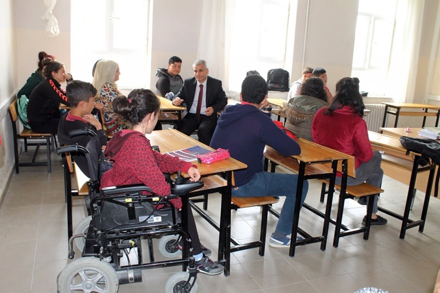 Karaman İl Milli Eğitim Müdür V. Abdurrahman Kurt'dan Akçaşehir'e Ziyare 20