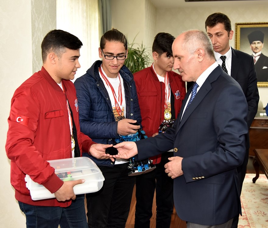 Karaman'da Genç Dahiler Ödüllendirildi 3