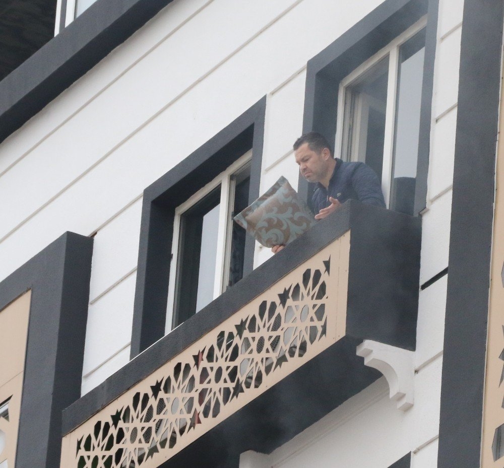 Antalya’da 3 Yıldızlı Otelde Korkutan Yangın 1