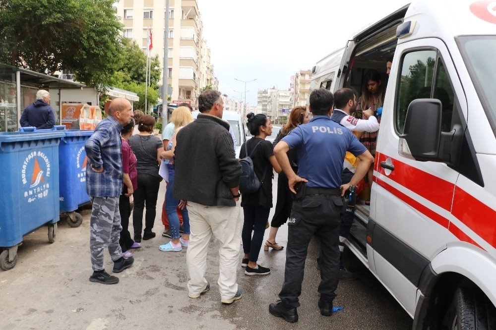 Antalya’da 3 Yıldızlı Otelde Korkutan Yangın 13