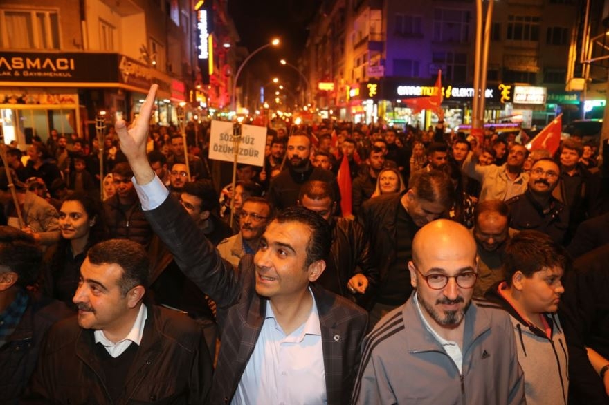 "Türkçe Aşkı Vatan Aşkı Yürüyüşü" ve Fener Alayı Karaman'ı Büyüledi 10