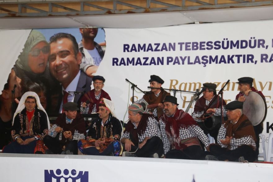 "Türkçe Aşkı Vatan Aşkı Yürüyüşü" ve Fener Alayı Karaman'ı Büyüledi 18