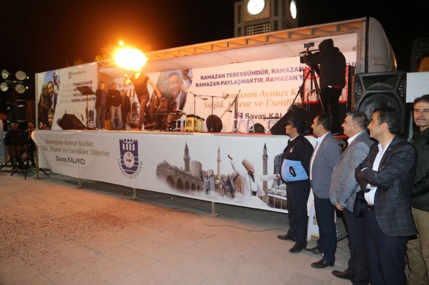 "Türkçe Aşkı Vatan Aşkı Yürüyüşü" ve Fener Alayı Karaman'ı Büyüledi 20