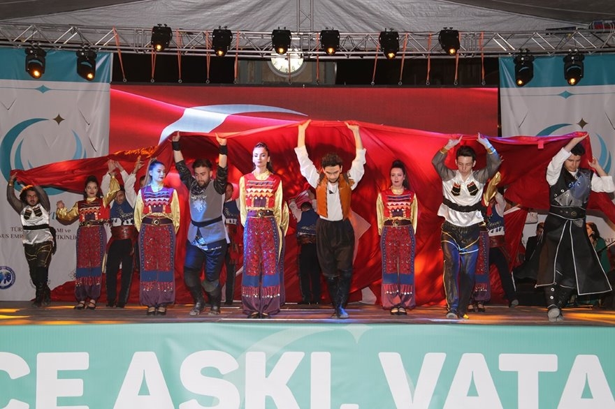 Özel Sahne Gösterisi Karaman'da Beğeniyle İzlendi 20