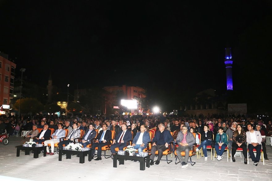 Özel Sahne Gösterisi Karaman'da Beğeniyle İzlendi 4