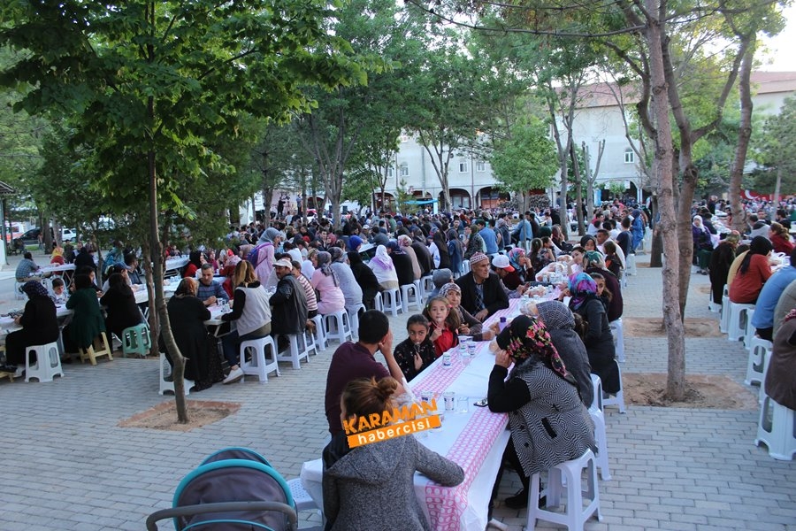 Karaman'da Ramazan İftarı Yenimahalle'de 14