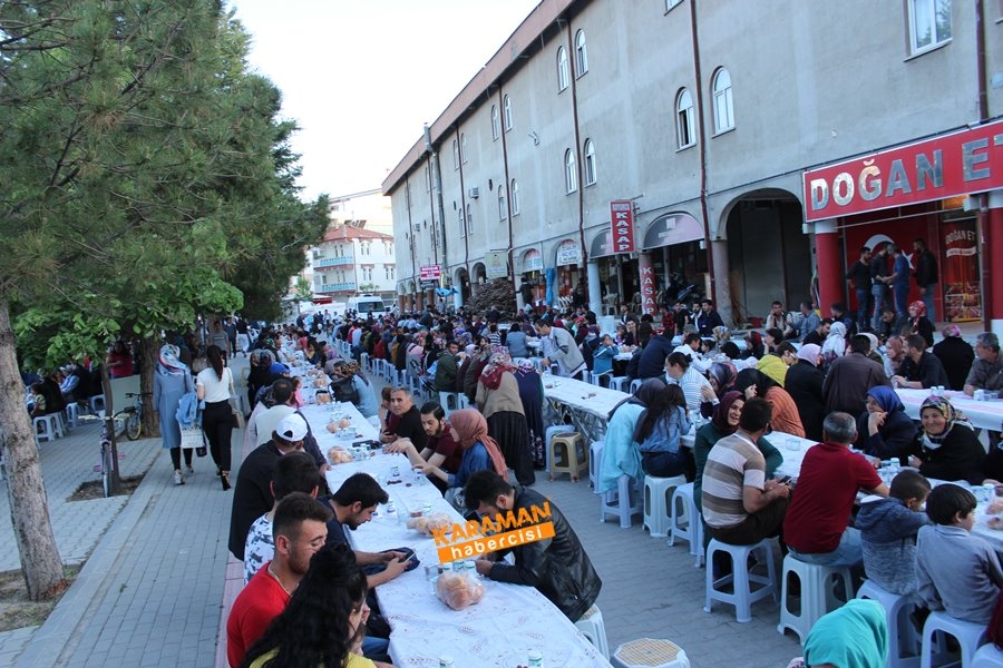 Karaman'da Ramazan İftarı Yenimahalle'de 20