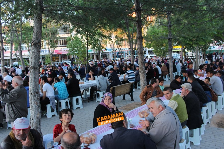 Karaman'da Ramazan İftarı Yenimahalle'de 35