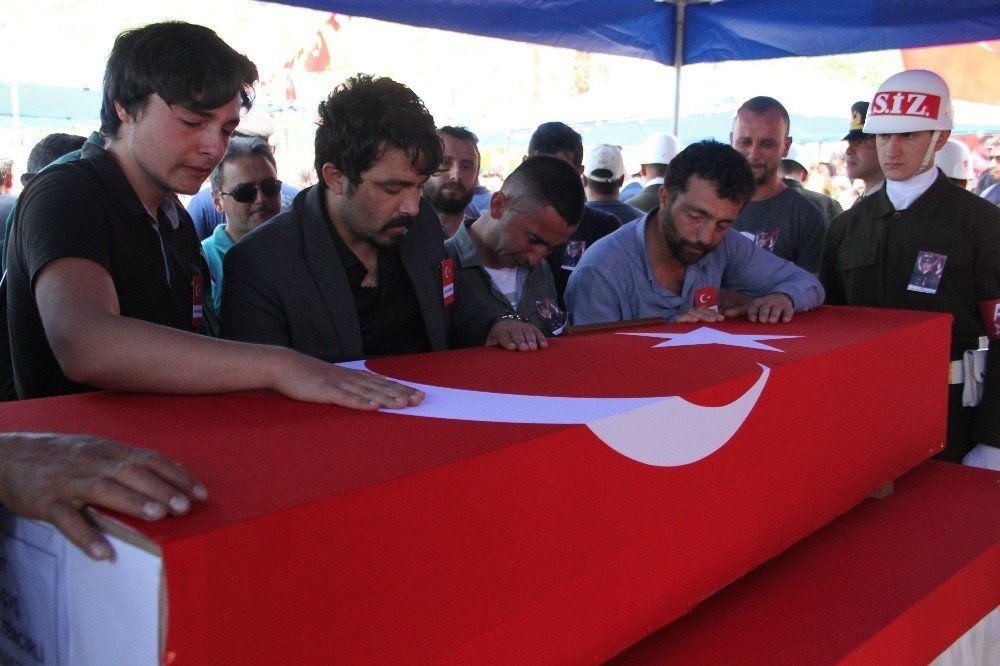 Antalya Şehidini Uğurladı 10