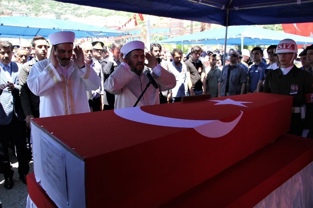 Antalya Şehidini Uğurladı 16
