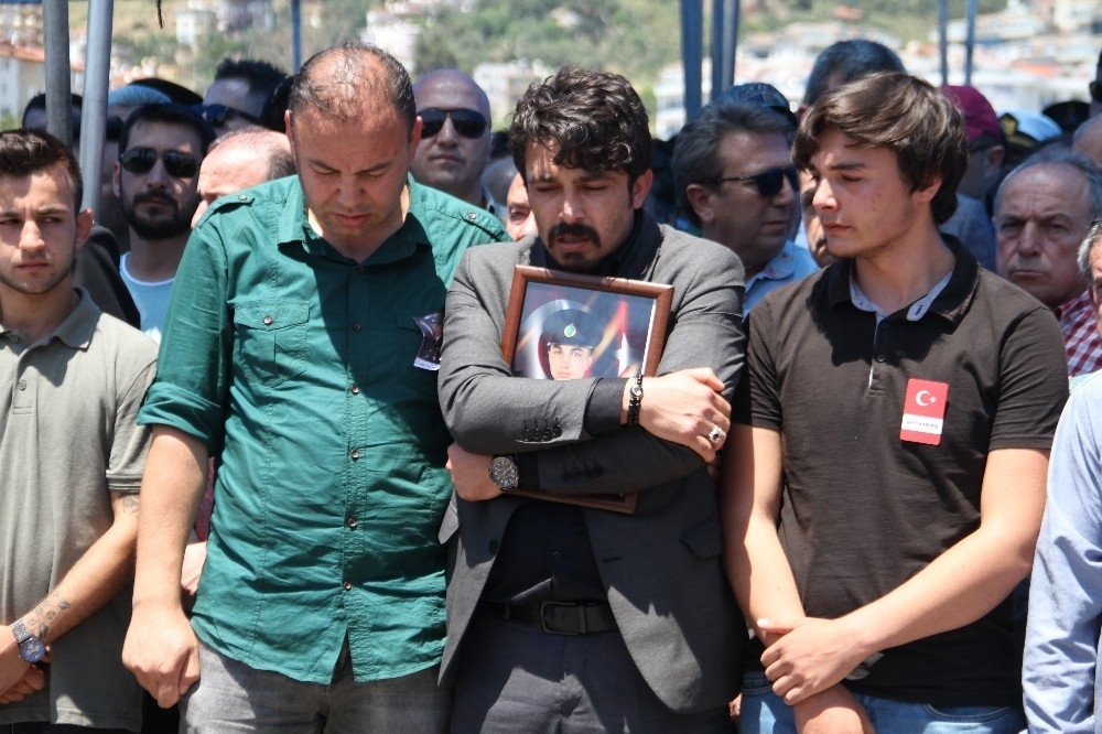 Antalya Şehidini Uğurladı 8