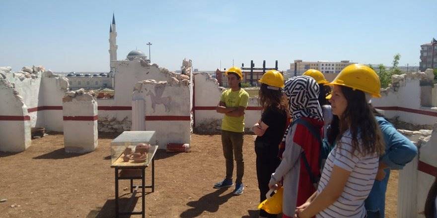 Karaman'da Lise Öğrencilerinden KMÜ'ye Ziyaret