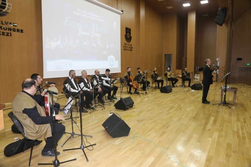 Erenler Meclisi "Yunus Emre" Konseri Karaman'da İzleyenleri Mest Etti 7