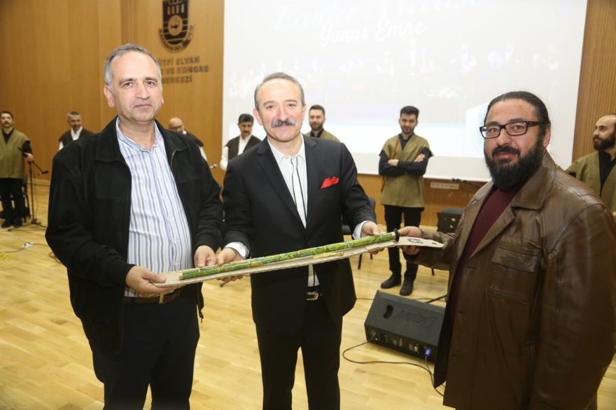 Erenler Meclisi "Yunus Emre" Konseri Karaman'da İzleyenleri Mest Etti 9