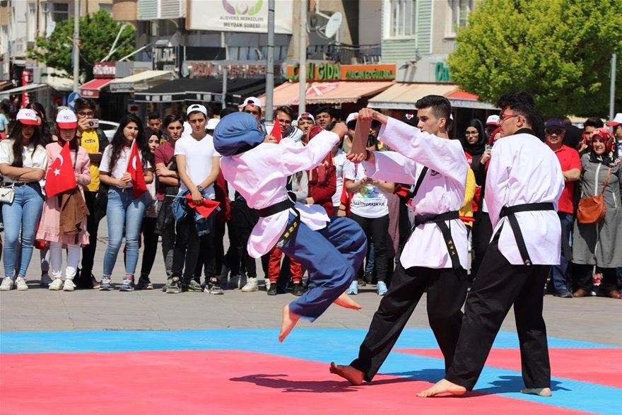 Karaman'da 19 Mayıs Coşkuyla Kutlandı 32