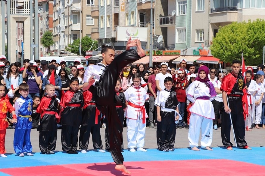 Karaman'da 19 Mayıs Coşkuyla Kutlandı 37