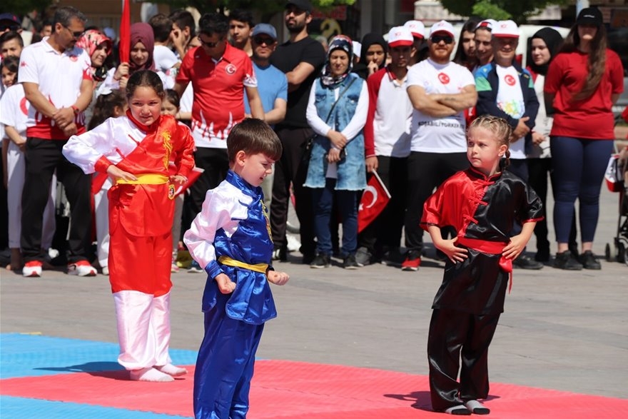 Karaman'da 19 Mayıs Coşkuyla Kutlandı 47