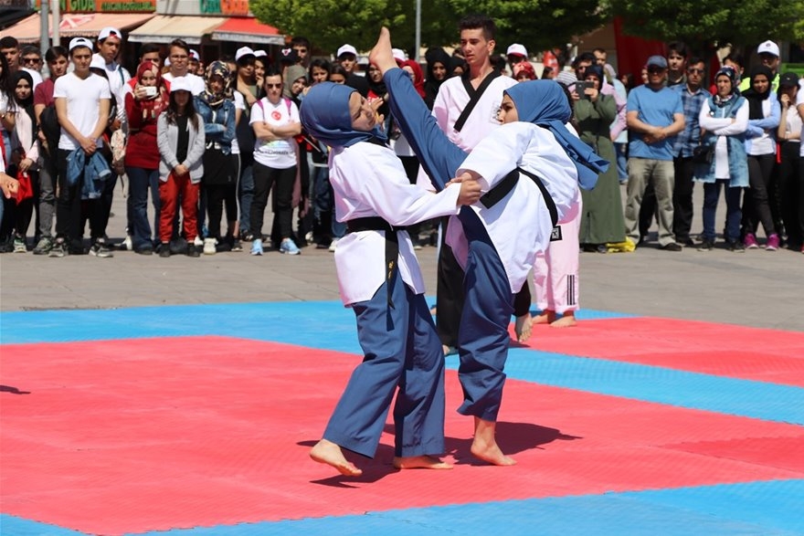 Karaman'da 19 Mayıs Coşkuyla Kutlandı 53
