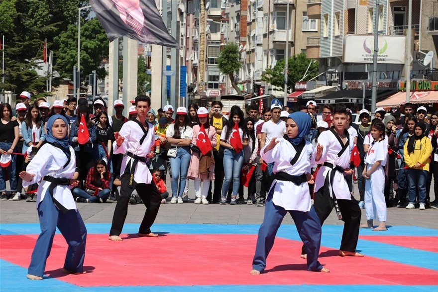 Karaman'da 19 Mayıs Coşkuyla Kutlandı 54
