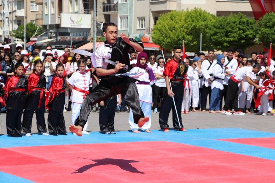 Karaman'da 19 Mayıs Coşkuyla Kutlandı 60
