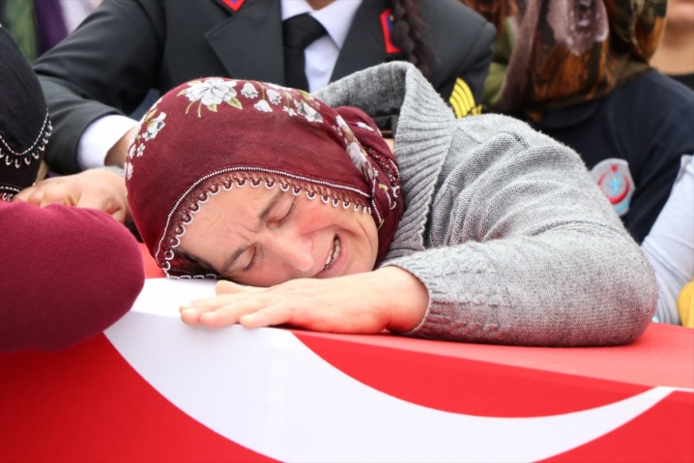 Hatay'da Şehit Olan Askerin Cenazesi Niğde'de Toprağa Verildi 6