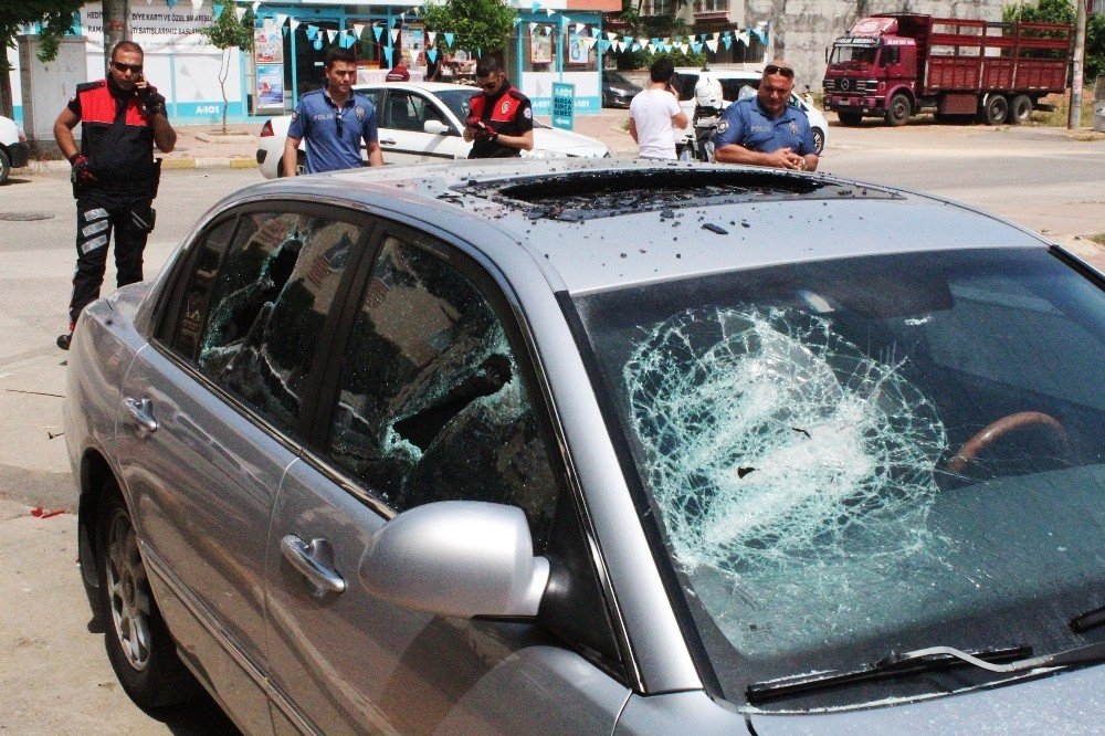 Antalya'da Darp İntikamını Otomobilden Aldılar 3