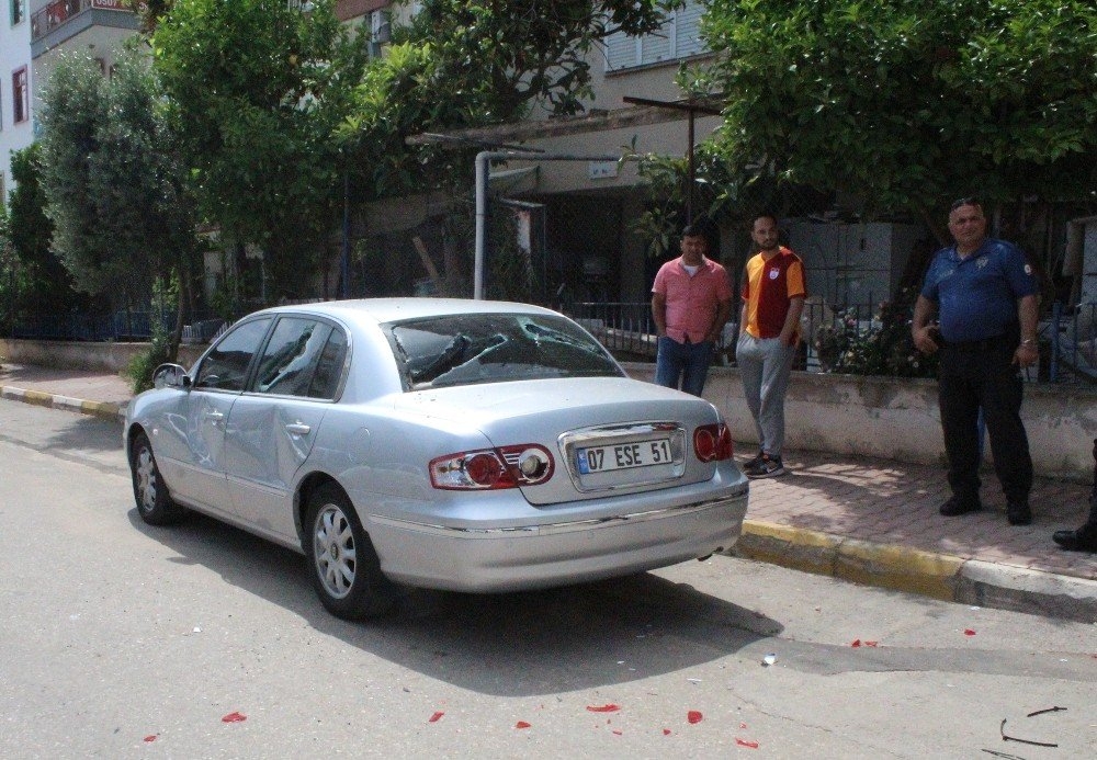 Antalya'da Darp İntikamını Otomobilden Aldılar 5