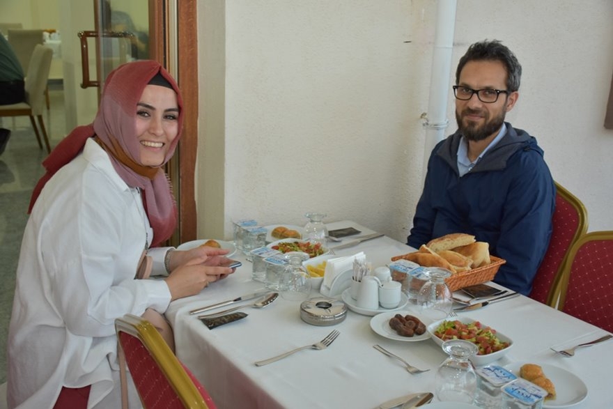 Karaman İl Milli Eğitim Müdürlüğünde Çalışan Personeller İftarda Bir Ara 17