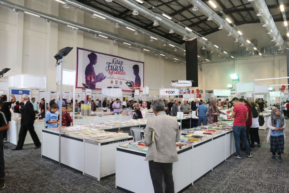 Karaman'da Kitap Fuarına Büyük İlgi 16