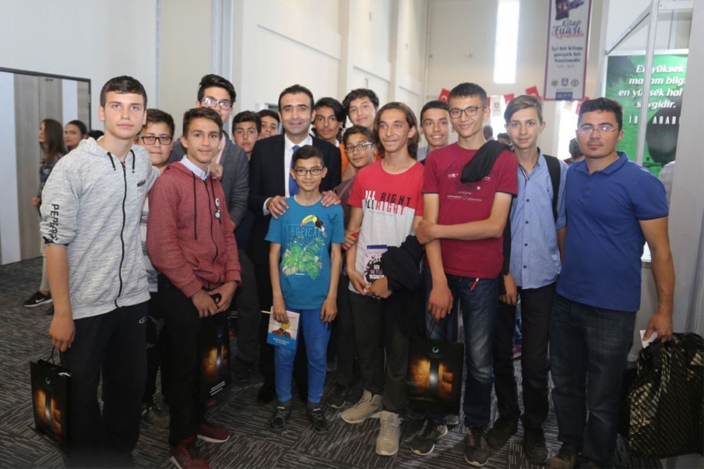 Karaman'da Kitap Fuarına Büyük İlgi 18