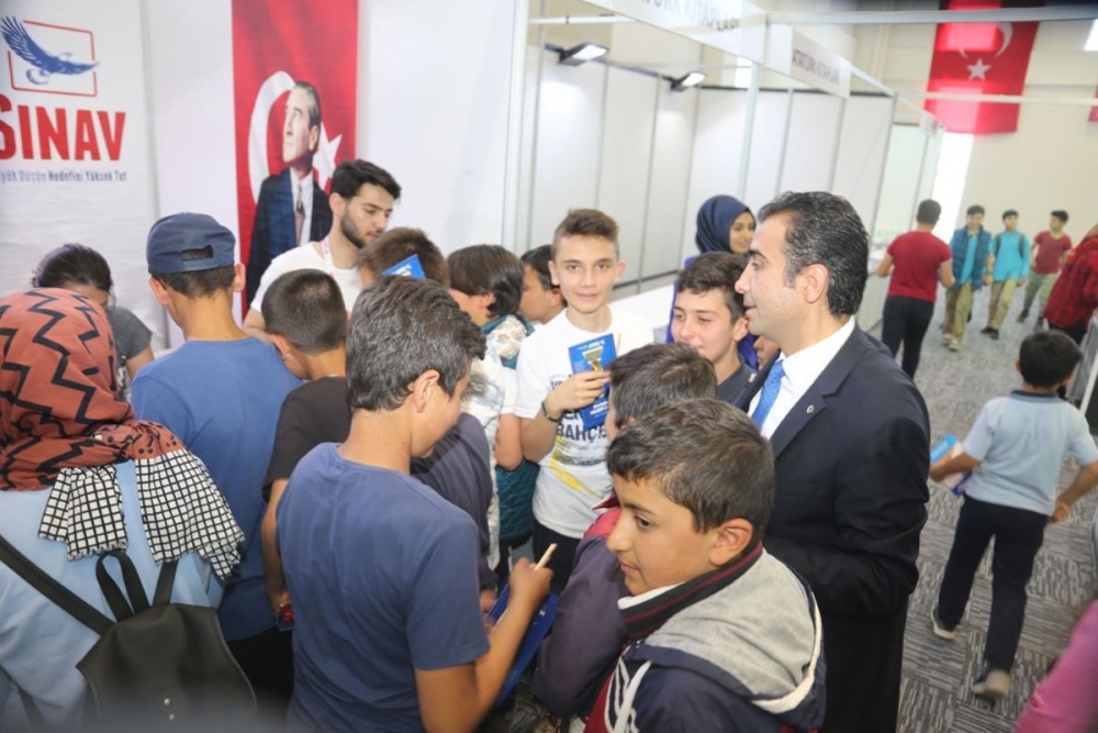 Karaman'da Kitap Fuarına Büyük İlgi 9