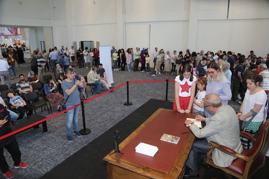 Ataol Behramoğlu Karamanlılarla Buluştu 11