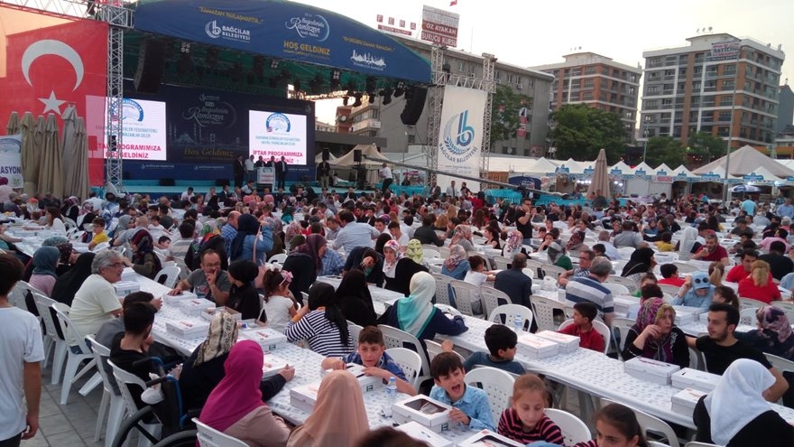 Karamanlılar İstanbul'da İftarda Buluştu 10