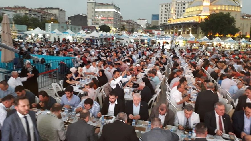 Karamanlılar İstanbul'da İftarda Buluştu 17