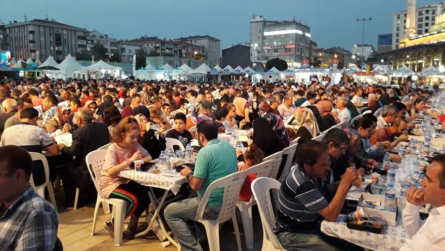 Karamanlılar İstanbul'da İftarda Buluştu 22