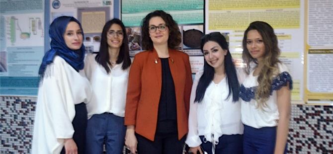 KMÜ'lü Öğrencilerden Poster Sergisi 12