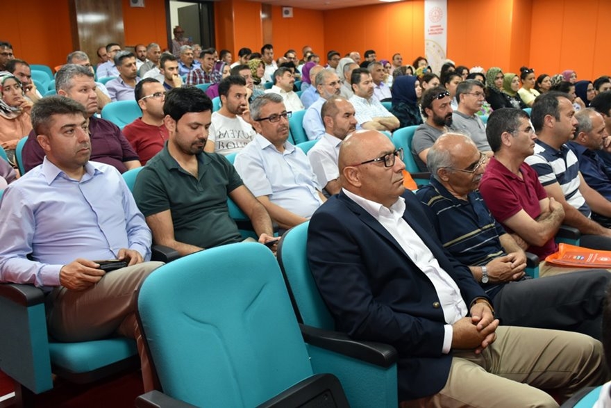 Okul Yöneticilerine ve Rehberlik Öğretmenlerine 'Eğitimde Dijital Kuşak 14