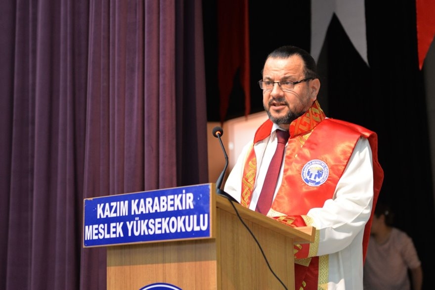 Karaman Kazım Karabekir MYO'da Mezuniyet Coşkusu 6