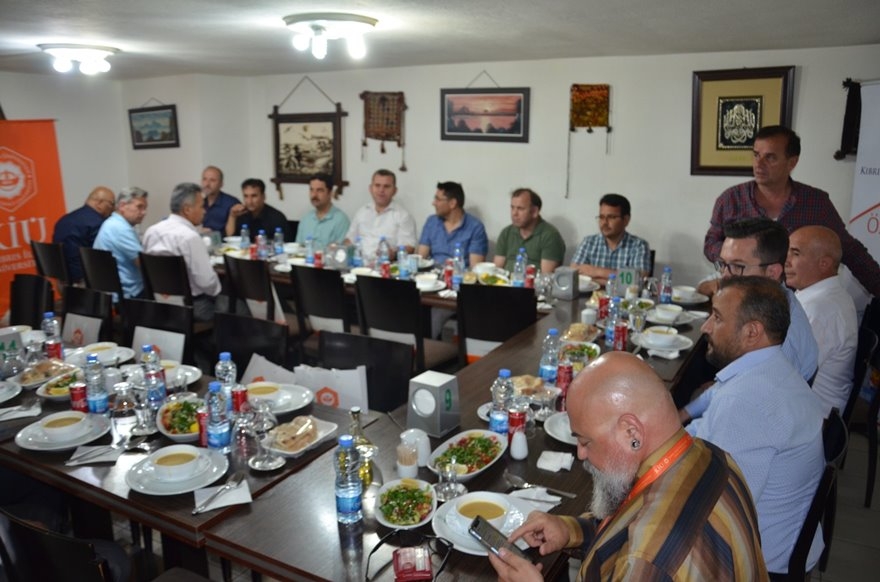 Kıbrıs İlim Üniversitesi Heyeti Karaman'da Eğitimcilerle İftar Yaptı 7