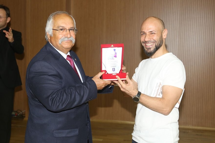 Kahraman Tazeoğlu Karamanlılarla Buluştu 9