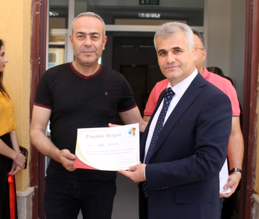 Karaman'da Yetenekli Öğrencilerden Yıl Sonu Sergisi 10