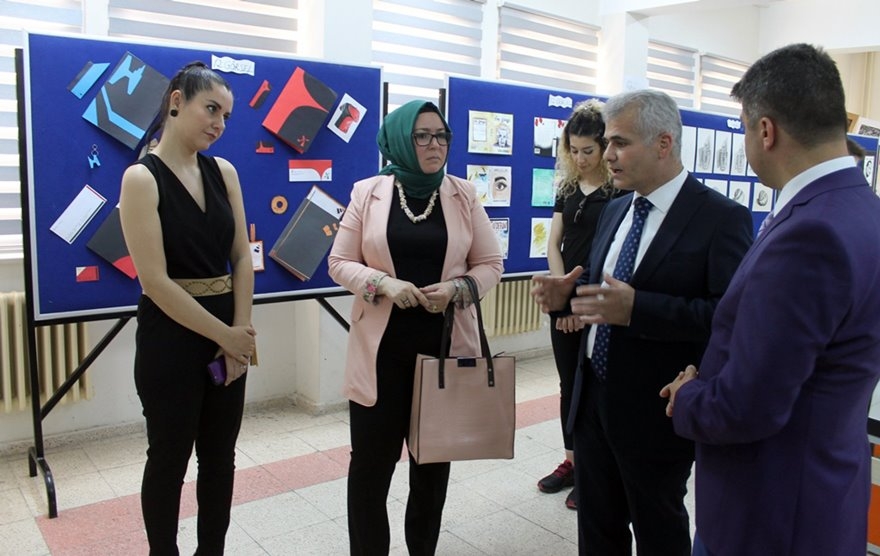 Karaman'da Yetenekli Öğrencilerden Yıl Sonu Sergisi 11