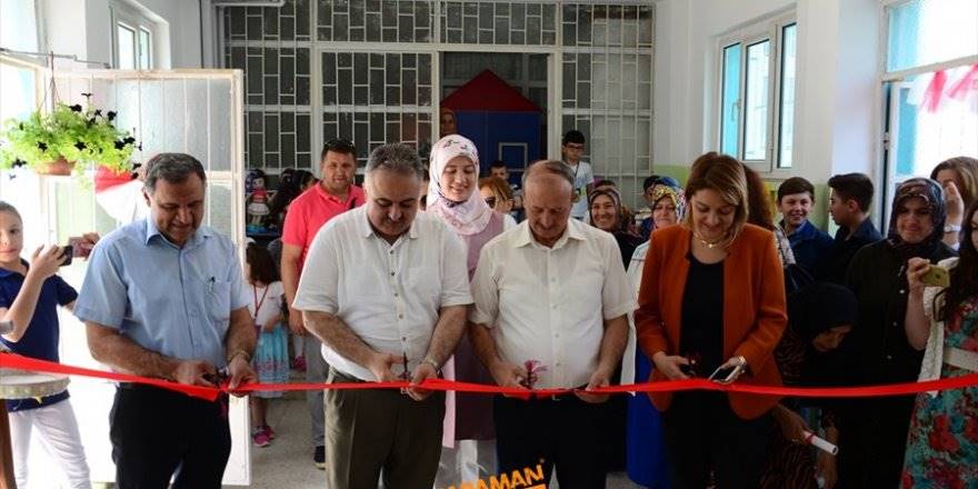 Karaman'da "Bir Kadın Bir İğne Ev Tekstili" sergisi açıldı