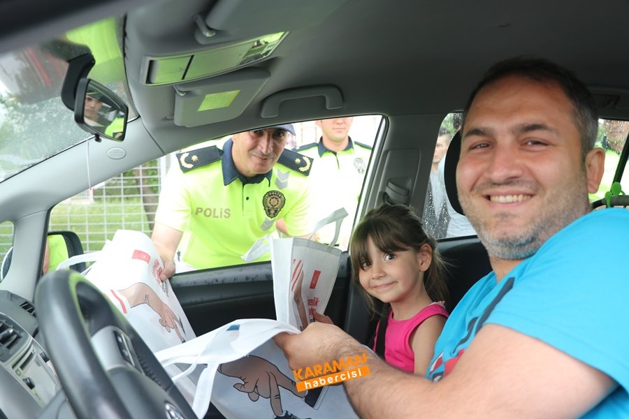 Aksaray Bayram Trafiğini Ölümsüz Atlattı 1