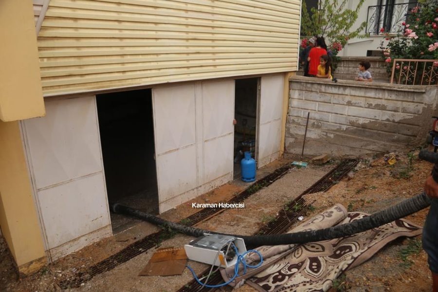 Karaman Belediyesi Su Baskını Mesaisinde 3