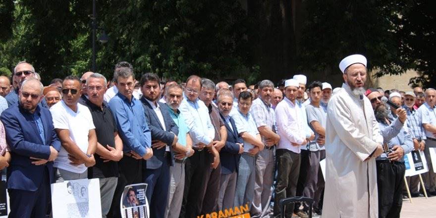 Karaman'da Mursi İçin Saf Tutuldu
