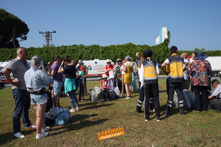 Antalya’da Trafik Kazası: 4’ü Turist 9 Yaralı 1