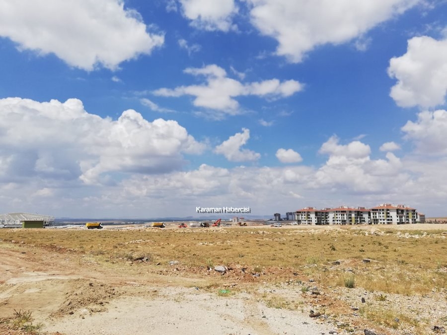 Karaman TOKİ Bölgesinde Yol ,Işıklandırma, Asfaltlama ve Toplu Taşıma Ça 16