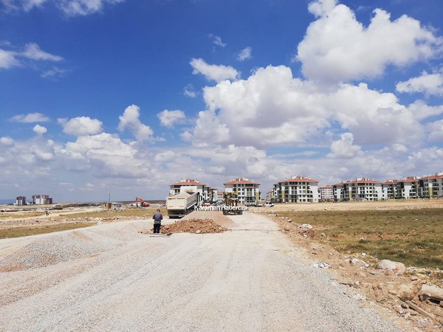 Karaman TOKİ Bölgesinde Yol ,Işıklandırma, Asfaltlama ve Toplu Taşıma Ça 9