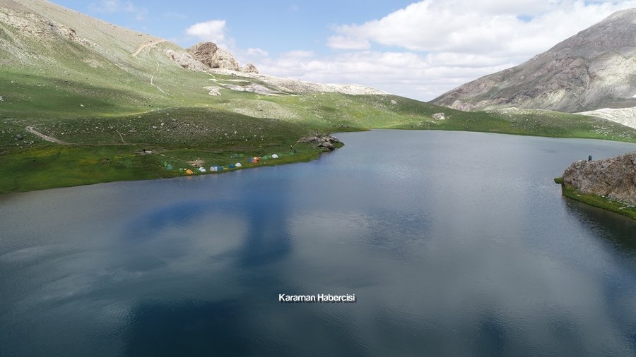 Bolkar Dağları'nda bulunan Karagöl ve Çinili Göl Essiz Manzarası 1